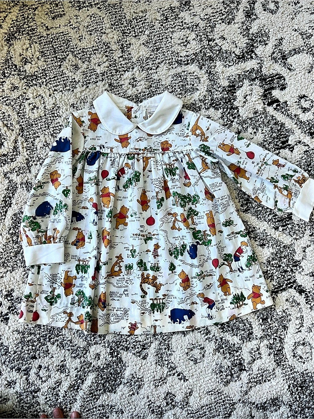 Sears vintage Winnie the Pooh Disney Print Collared Dress Size 4